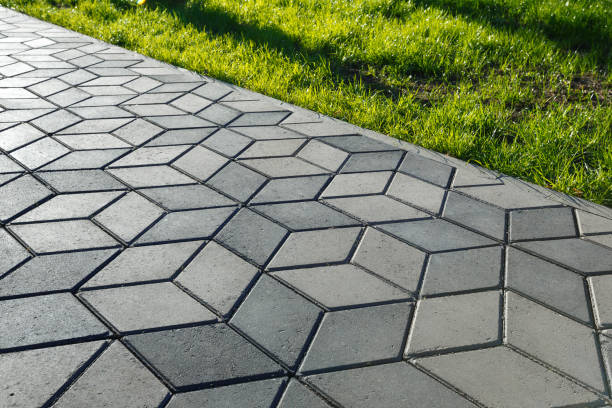 Best Professional Driveway Pavers  in Windsor, MO