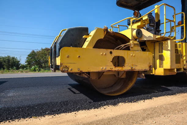 Trusted Windsor, MO Driveway Pavers Experts